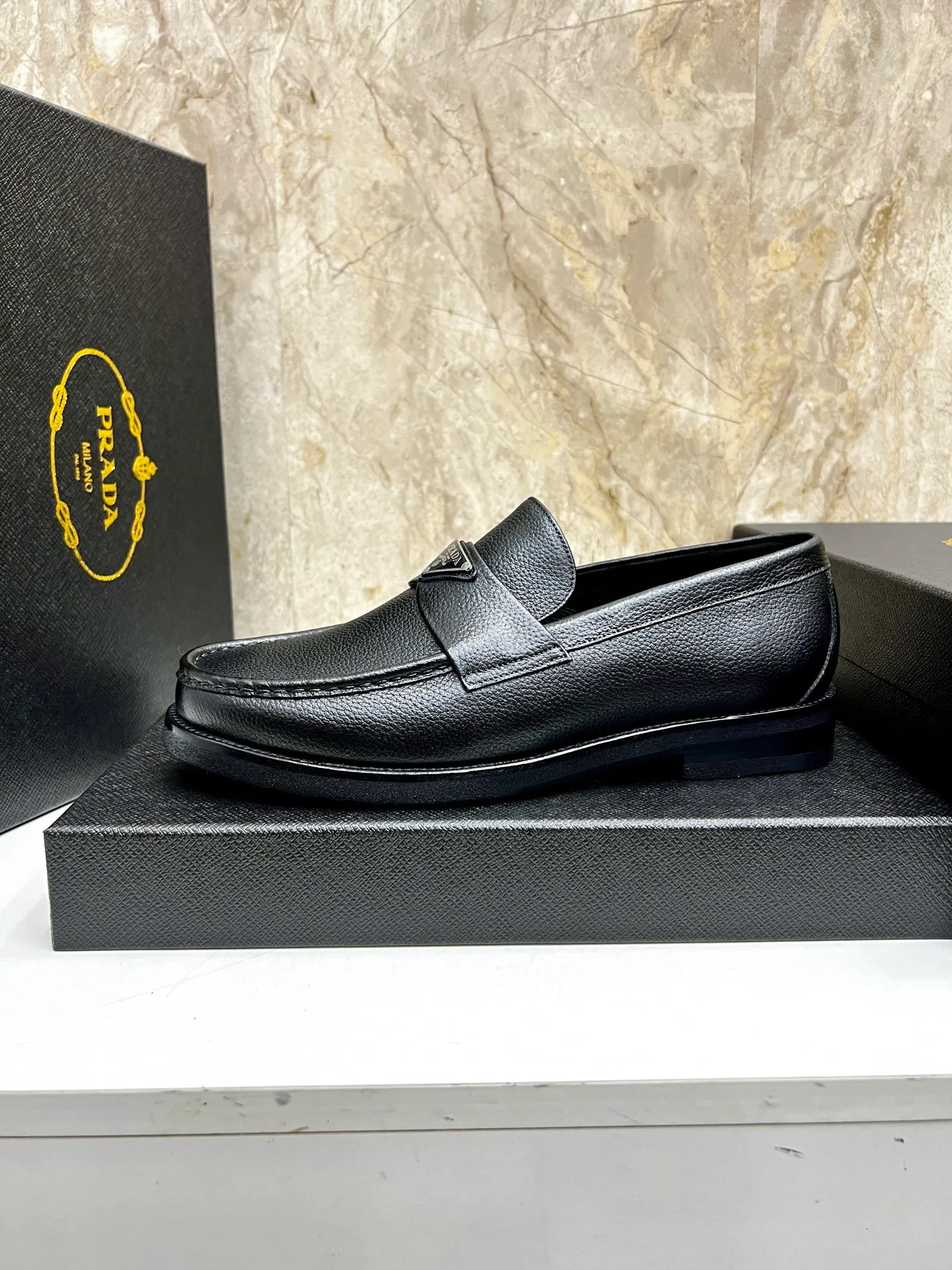 PRADA~ Size: 38-44 (customized 45/46 P: 💰880 P's original official website new high-end men's leather shoes, top-quality original replicas, made of imported open edge beads/calf leather, calf leather breathable lining, original leather outsole!